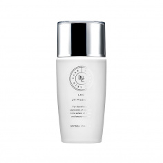 Эмульсия солнцезащитная с увлажняющим эффектом SPF 50+ PA++++ / LNC UV Protector 40 мл